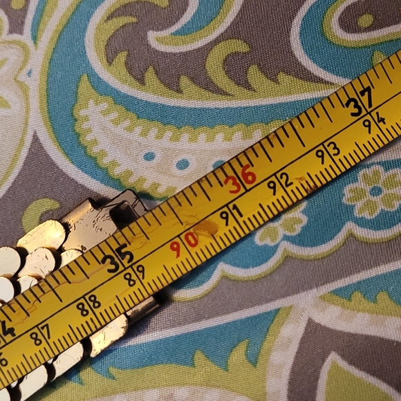 Vintage Gold Fishscale Belt - Picture 4 of 4